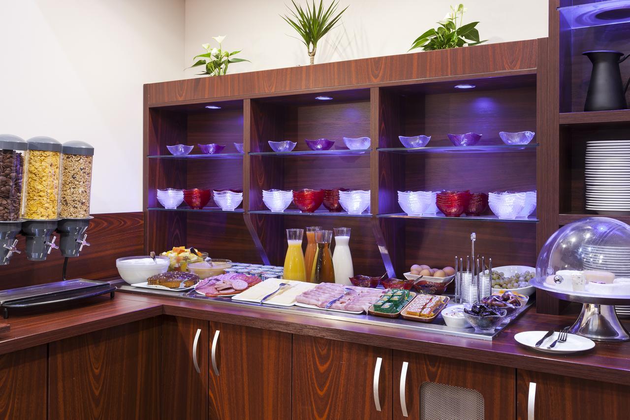 Comfort Hotel Orleans Olivet Provinces Kültér fotó